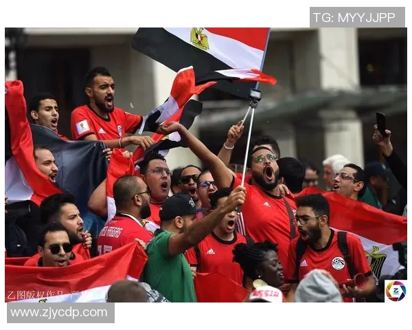 足球明星光临黎黄陂路引发热潮球迷齐聚共庆盛事